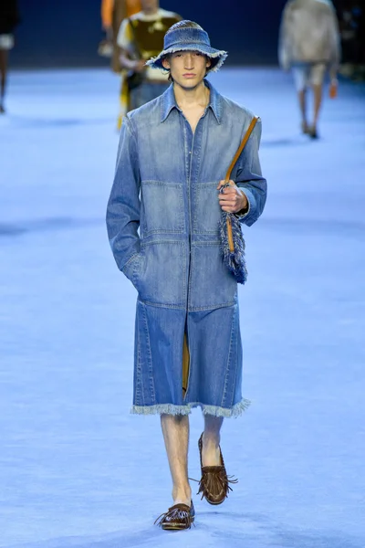 Look 36